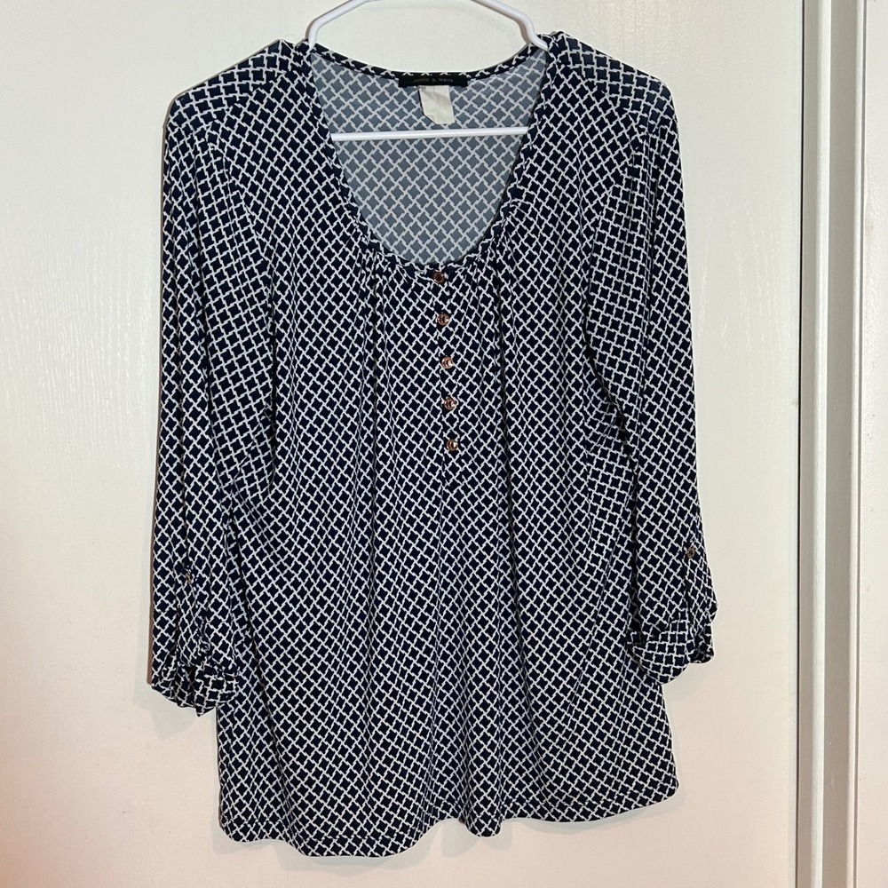 Jennie & Marlis Navy Blue Geometric Lattice 3/4 Sleeve‎ Henley Blouse Top